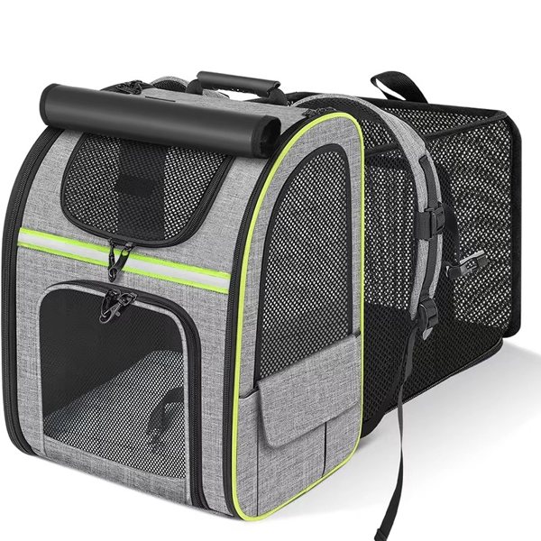 Expandable pet backpack